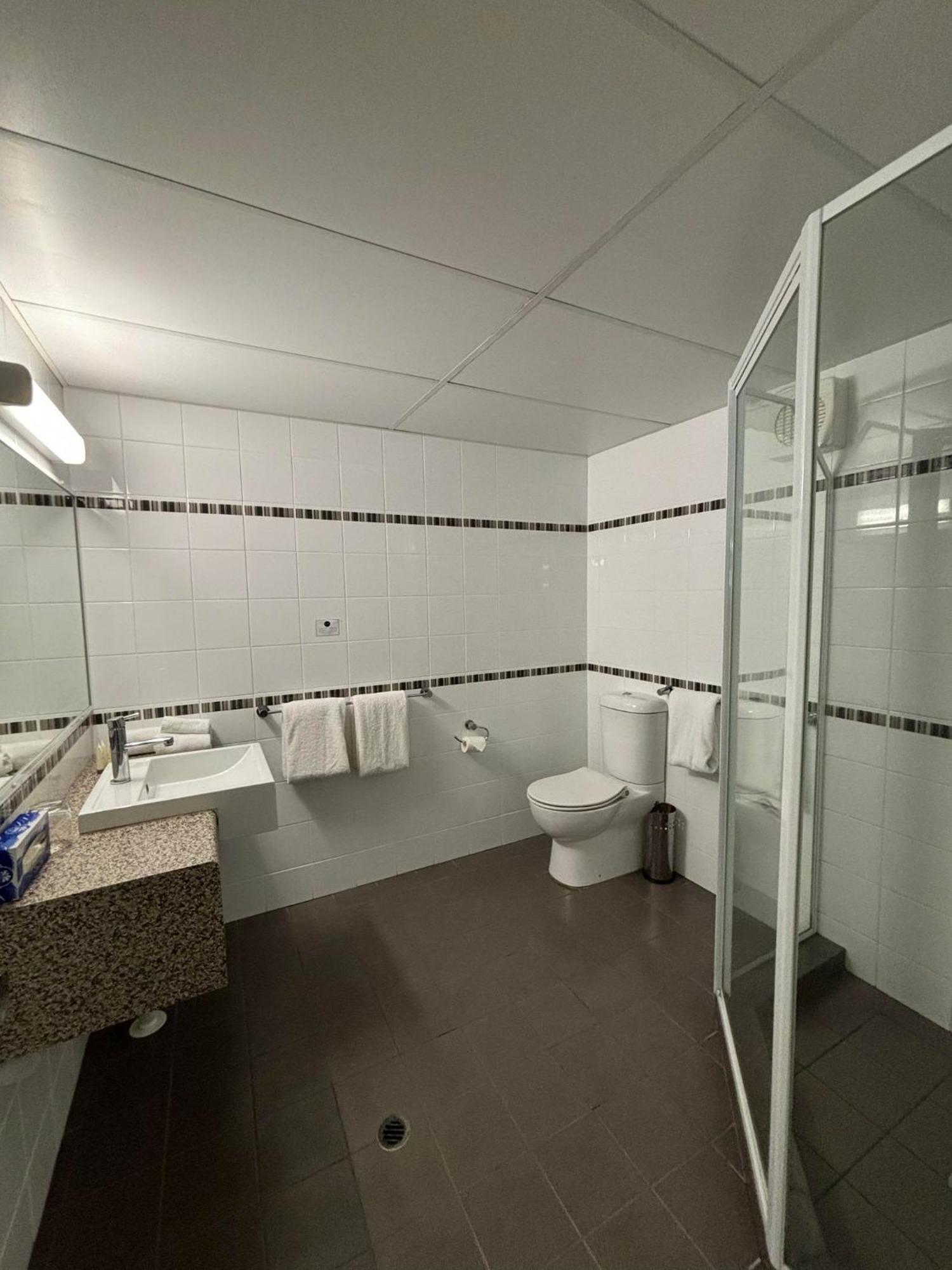 Geraldton Motor Inn エクステリア 写真