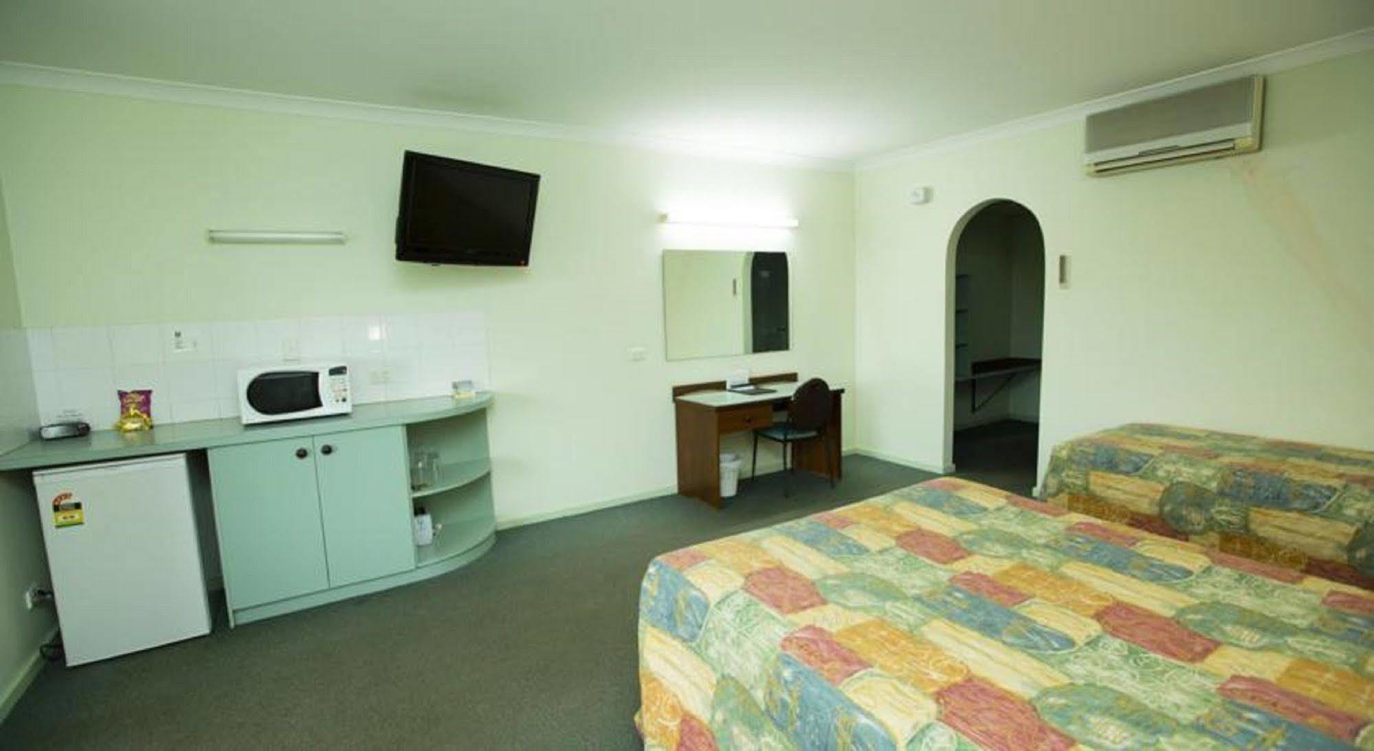 Geraldton Motor Inn エクステリア 写真