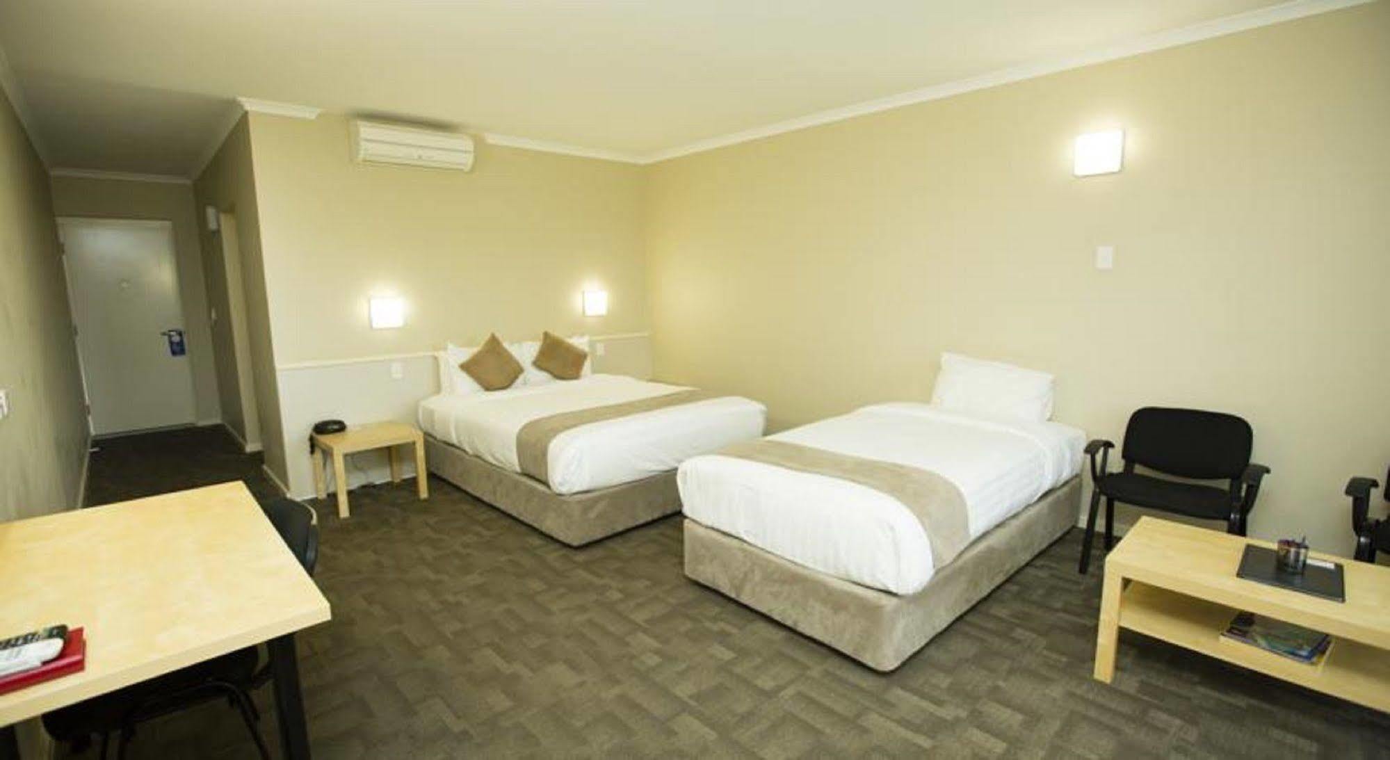 Geraldton Motor Inn エクステリア 写真