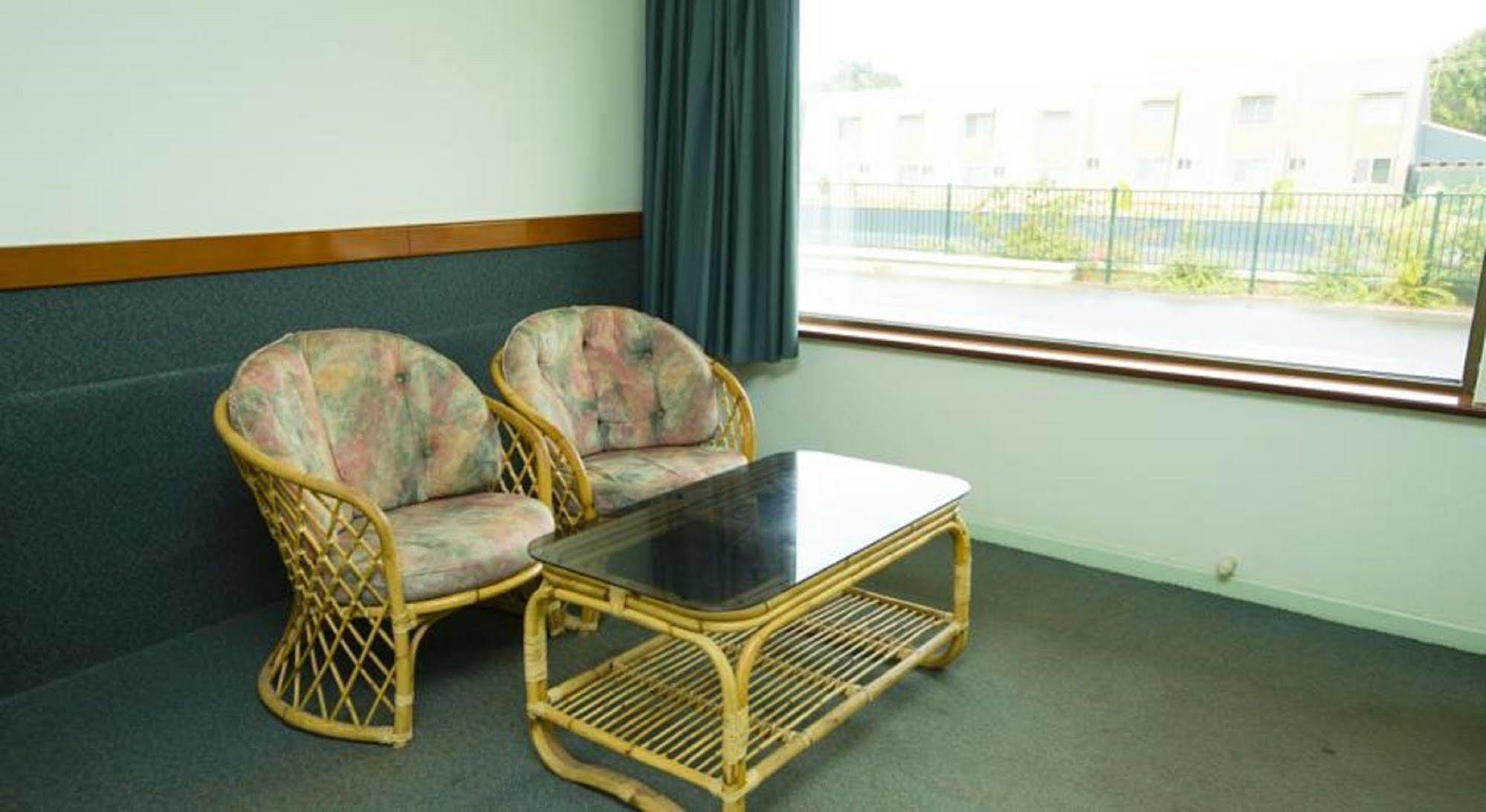 Geraldton Motor Inn エクステリア 写真